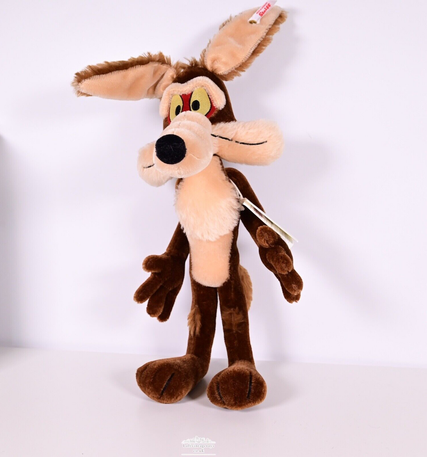Steiff Wile E Coyote from Looney Tunes - LTD ED of 1,500 / 355035