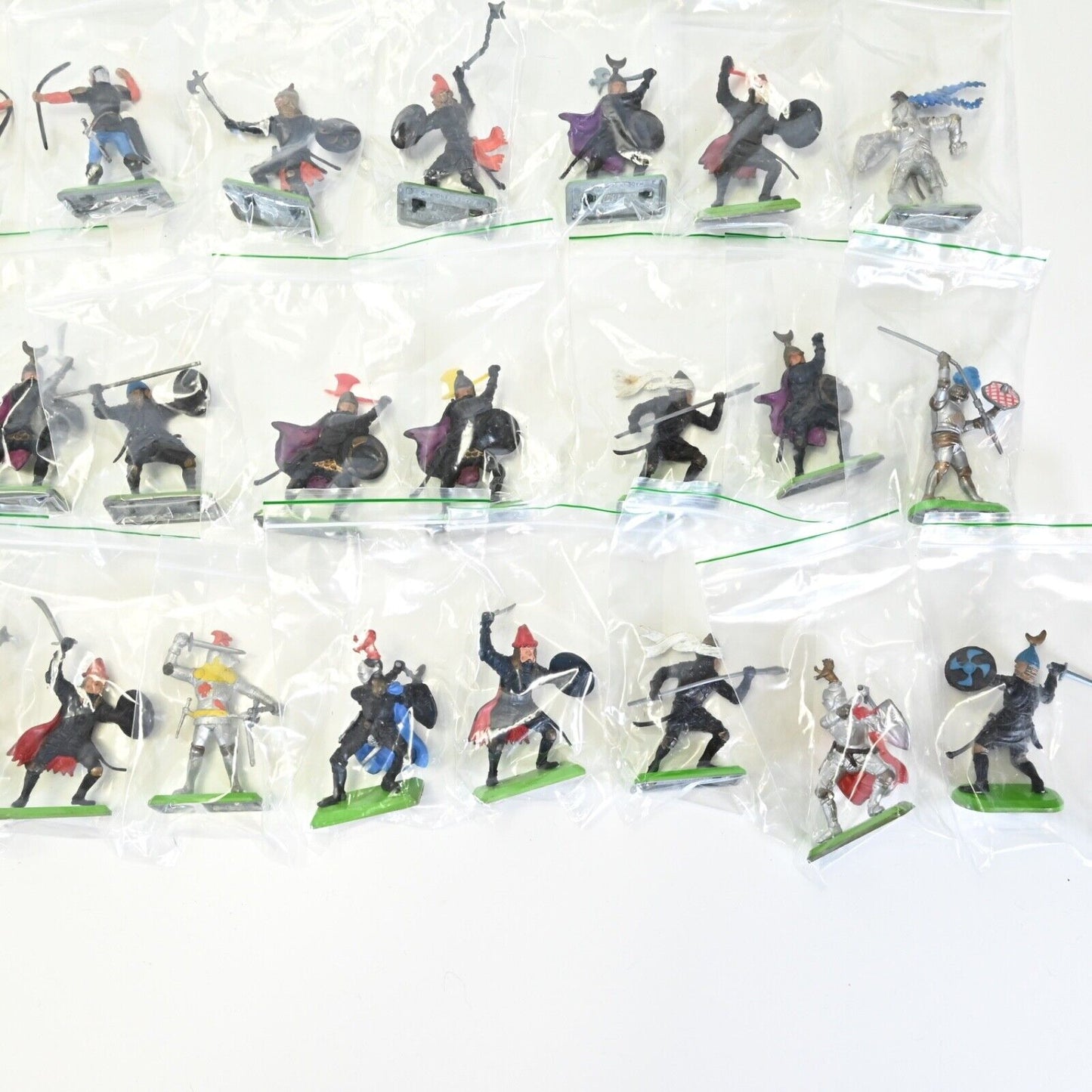 Britains Deetail Figures in Individual Bags * 66