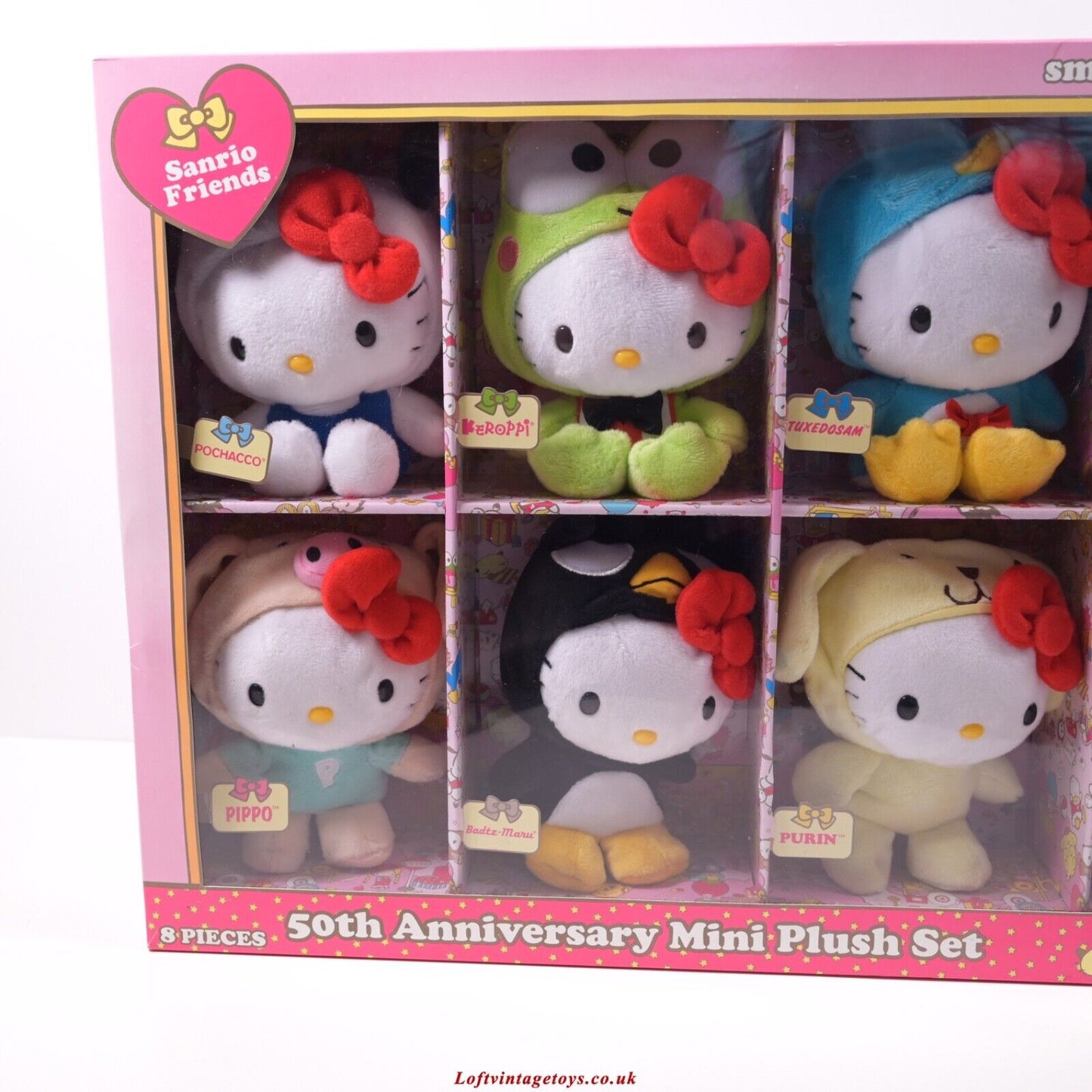Hello Kitty 50. Jubiläum, 8-teiliges Mini-Plüschset – Neu und versiegelt