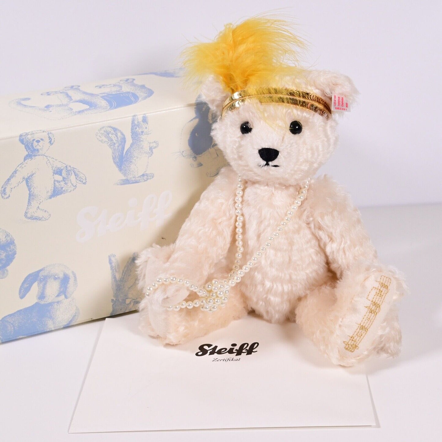 Steiff Charleston Musical Teddy - Limited Edition of 1500 /682391