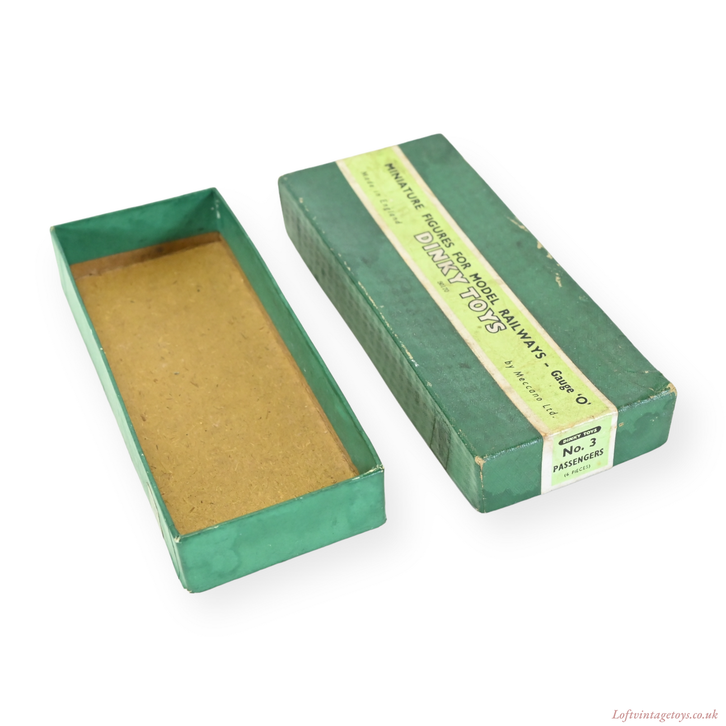 Dinky Toys No. 3 Set Passengers (O Gauge) With Box
