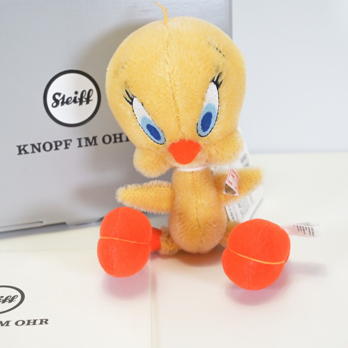 Steiff Looney Tunes Tweety Pie - Limited Edition of 1500 / 354670