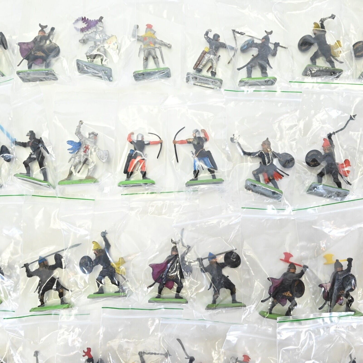 Britains Deetail Figures in Individual Bags * 66