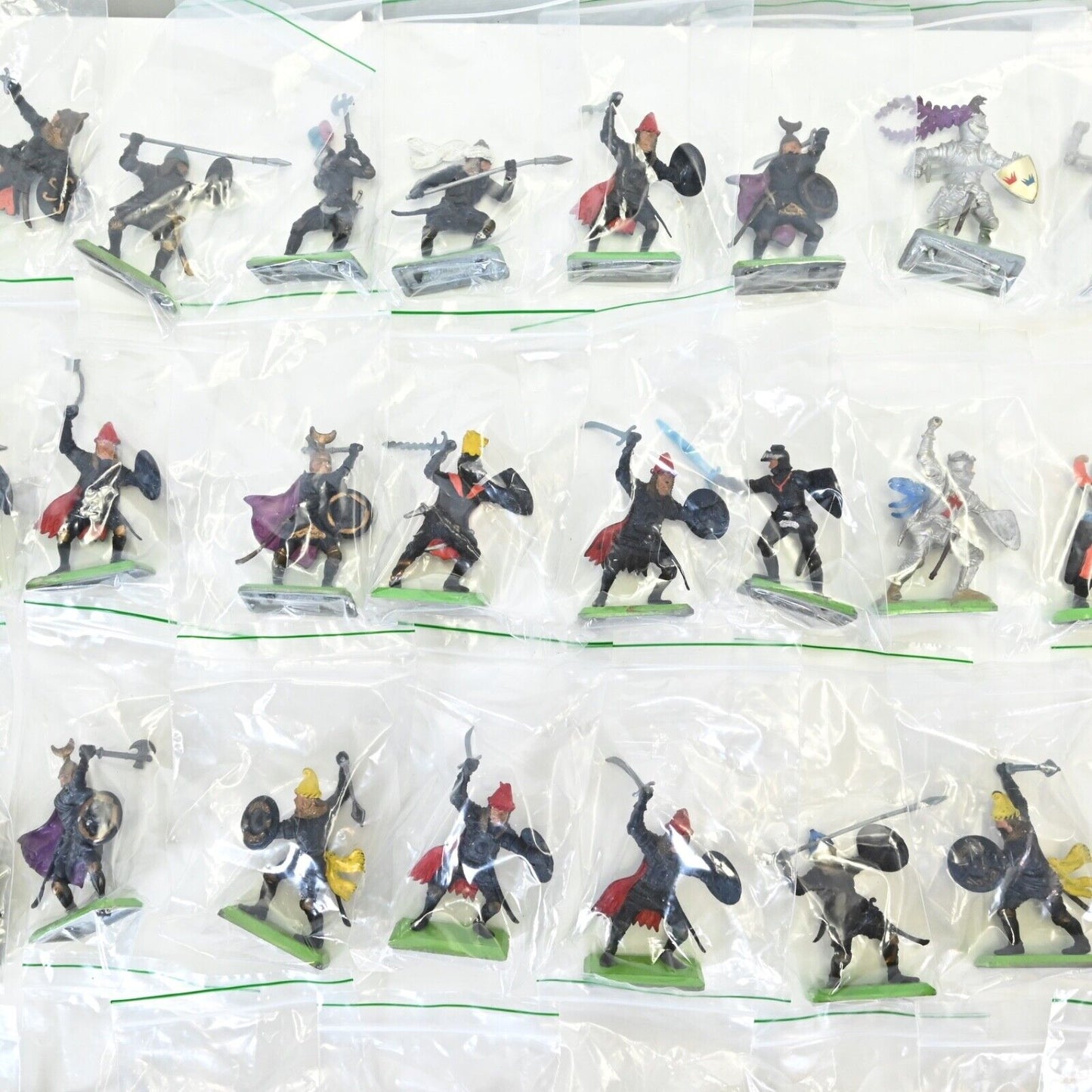 Britains Deetail Figures in Individual Bags * 66