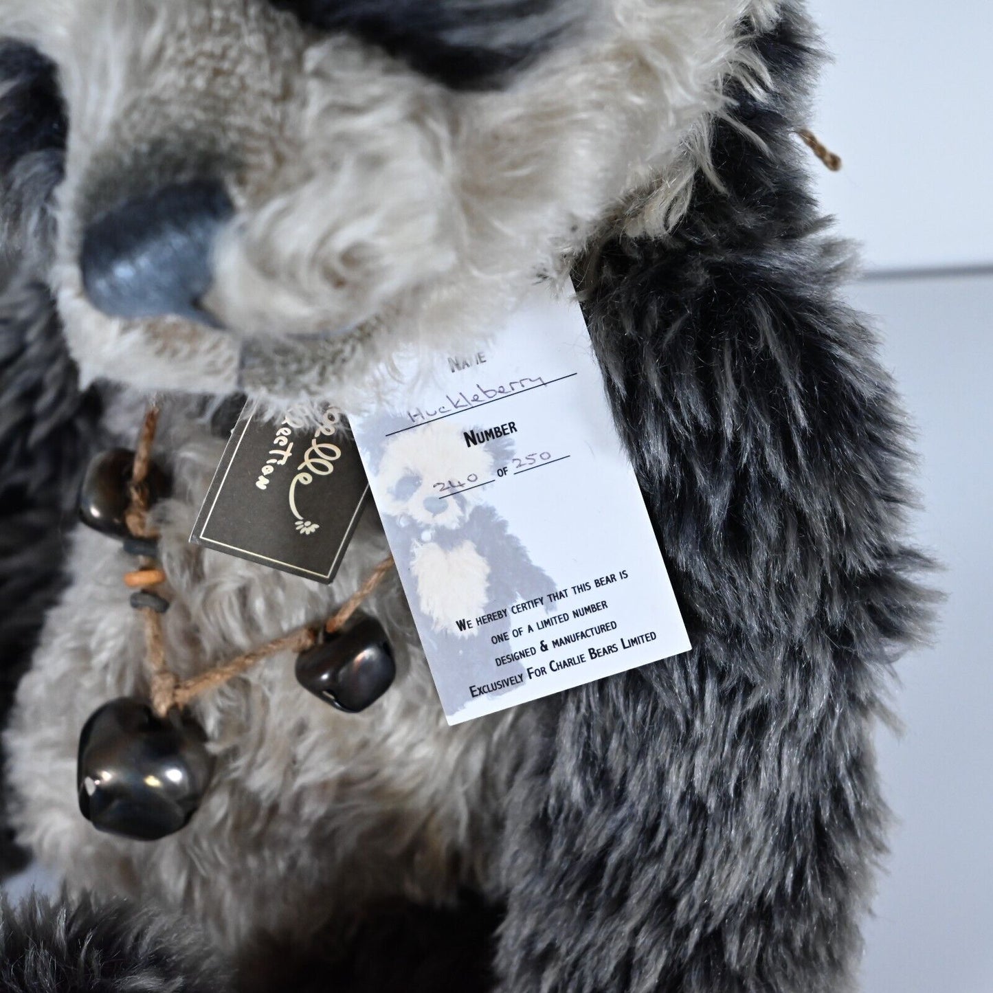 Charlie Bears Huckleberry – SJ 4673, Ltd Ed 240 von 250, UK Exclusive