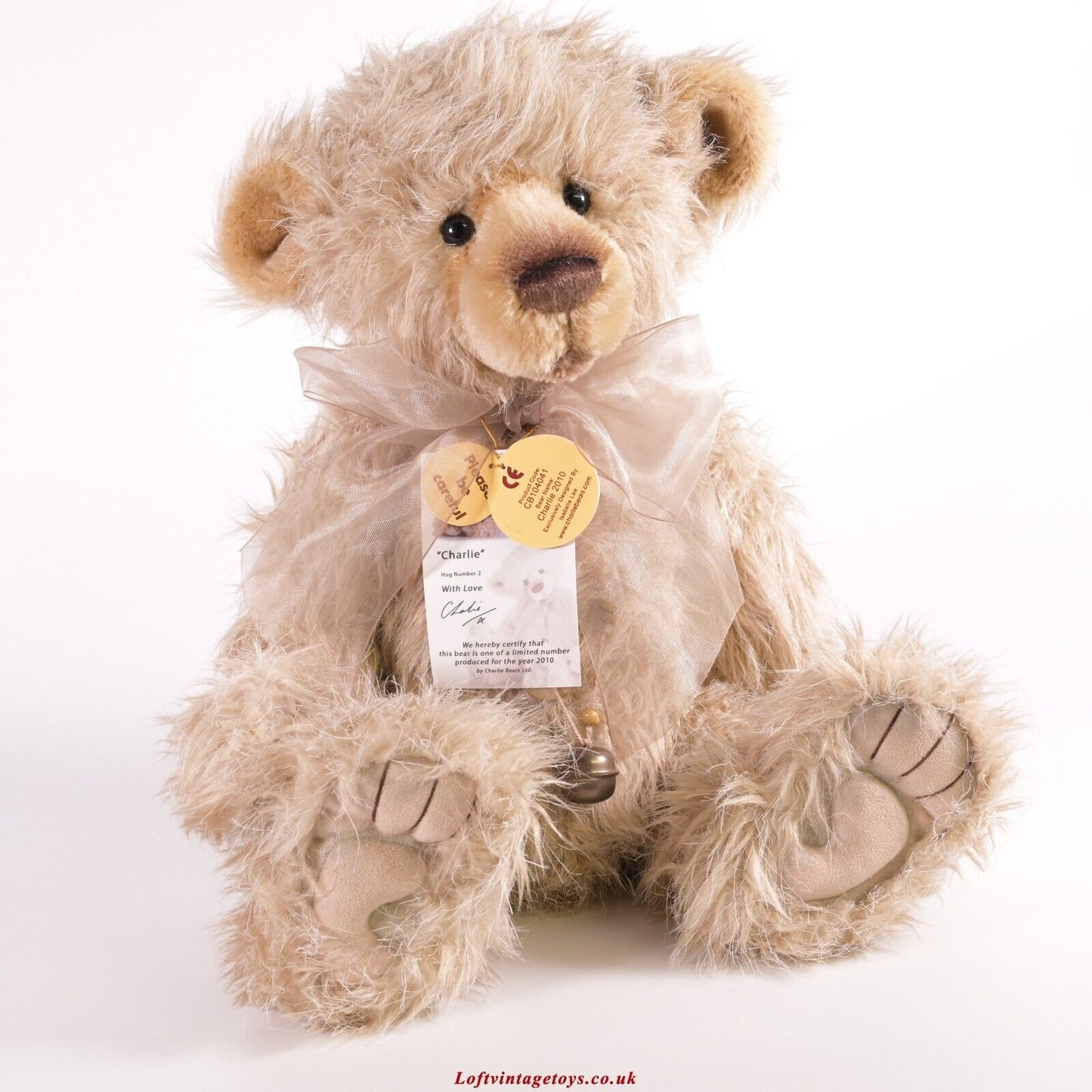 Charlie Bears 2010 Year Bear 'Hug Number 2'