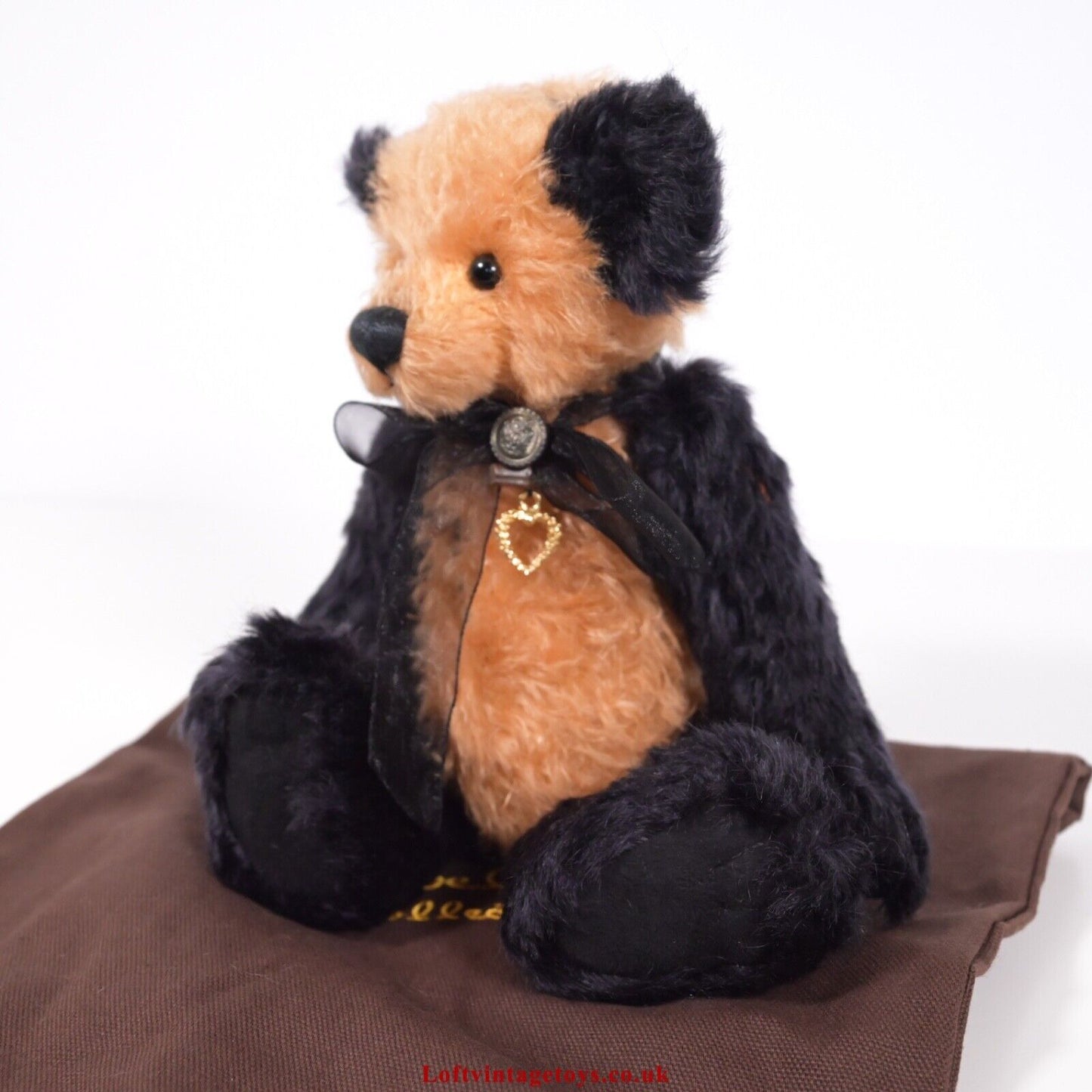 Bear Studio / (Pre-Charlie Bears) Li Li Artist Designed Panda Bear - SJ 3790,