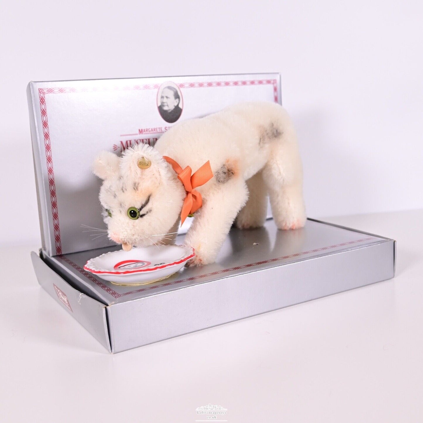 Steiff Museum Collection Trinkkatze 1933 Replik, weißes Etikett 401459