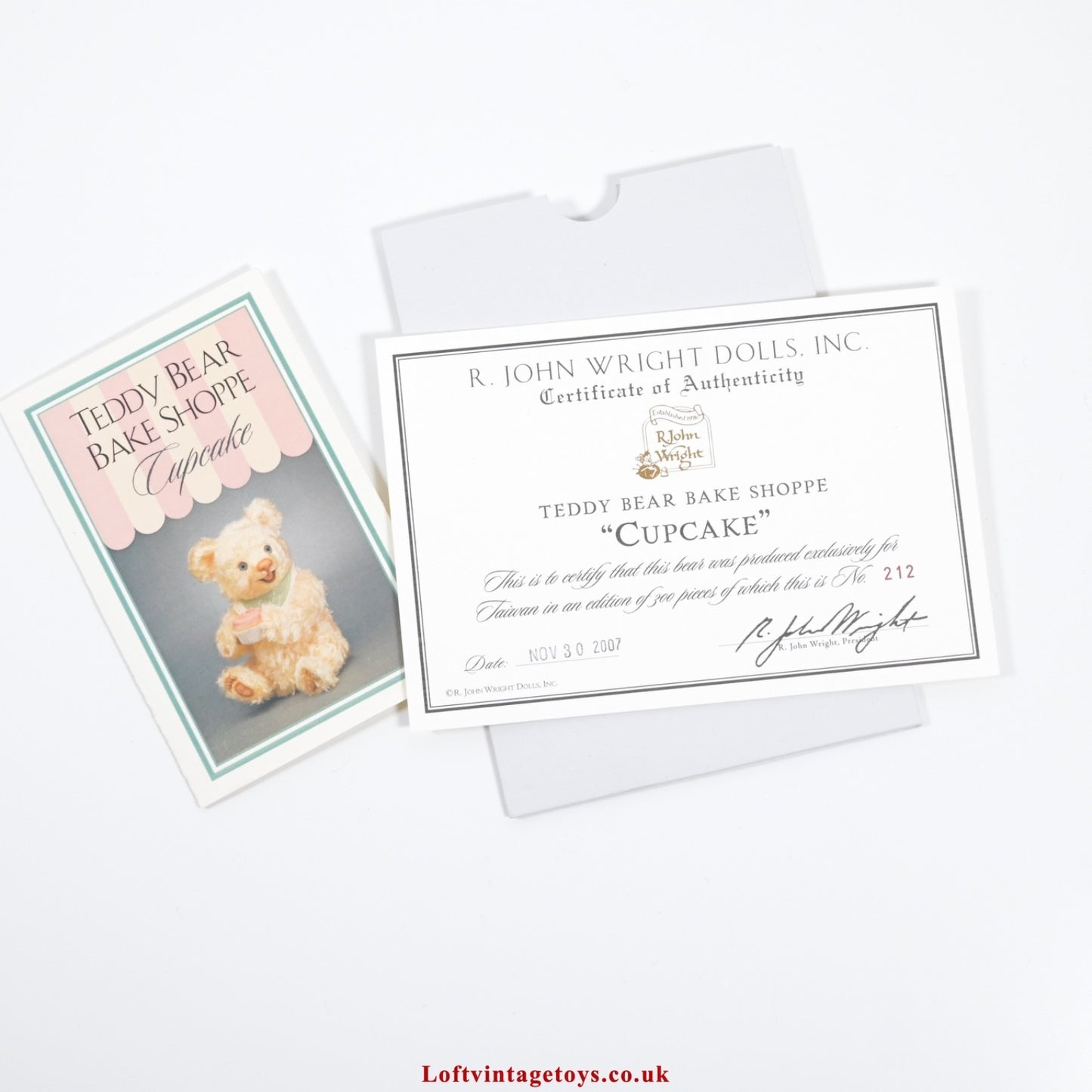 R John Wright Cupcake From The Teddy Bear Bake Shoppe Collection, Ltd Ed of 300