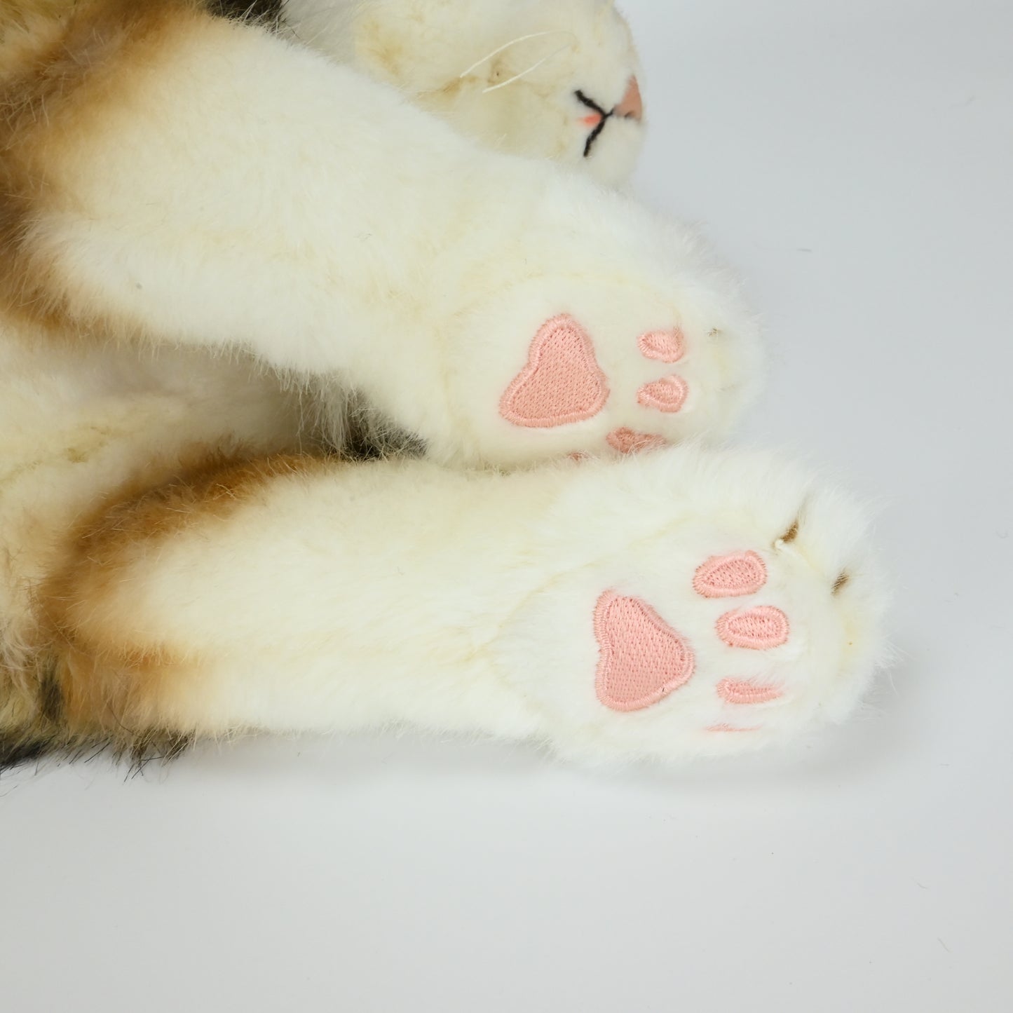 Steiff Limited Edition Lesley Anne Ivory's Agneatha Cat