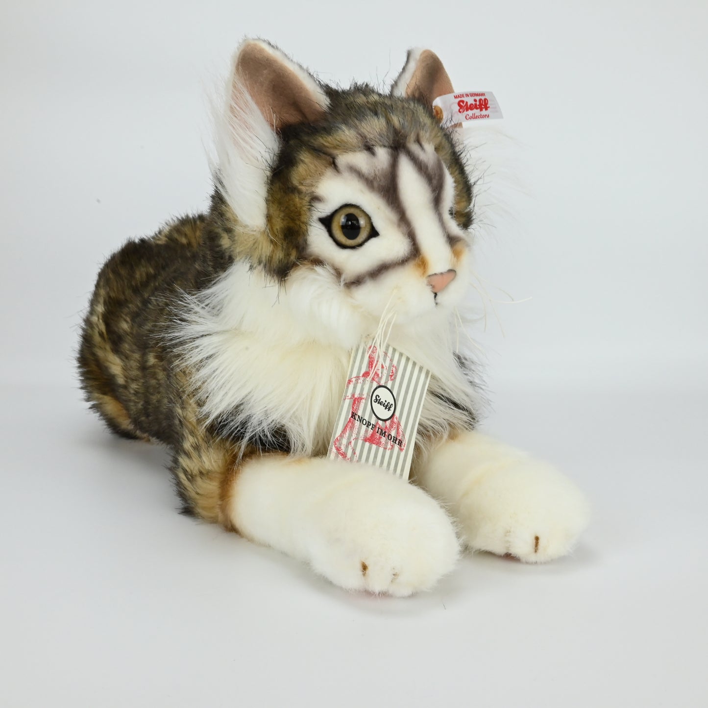 Steiff Limited Edition Lesley Anne Ivory's Agneatha Cat