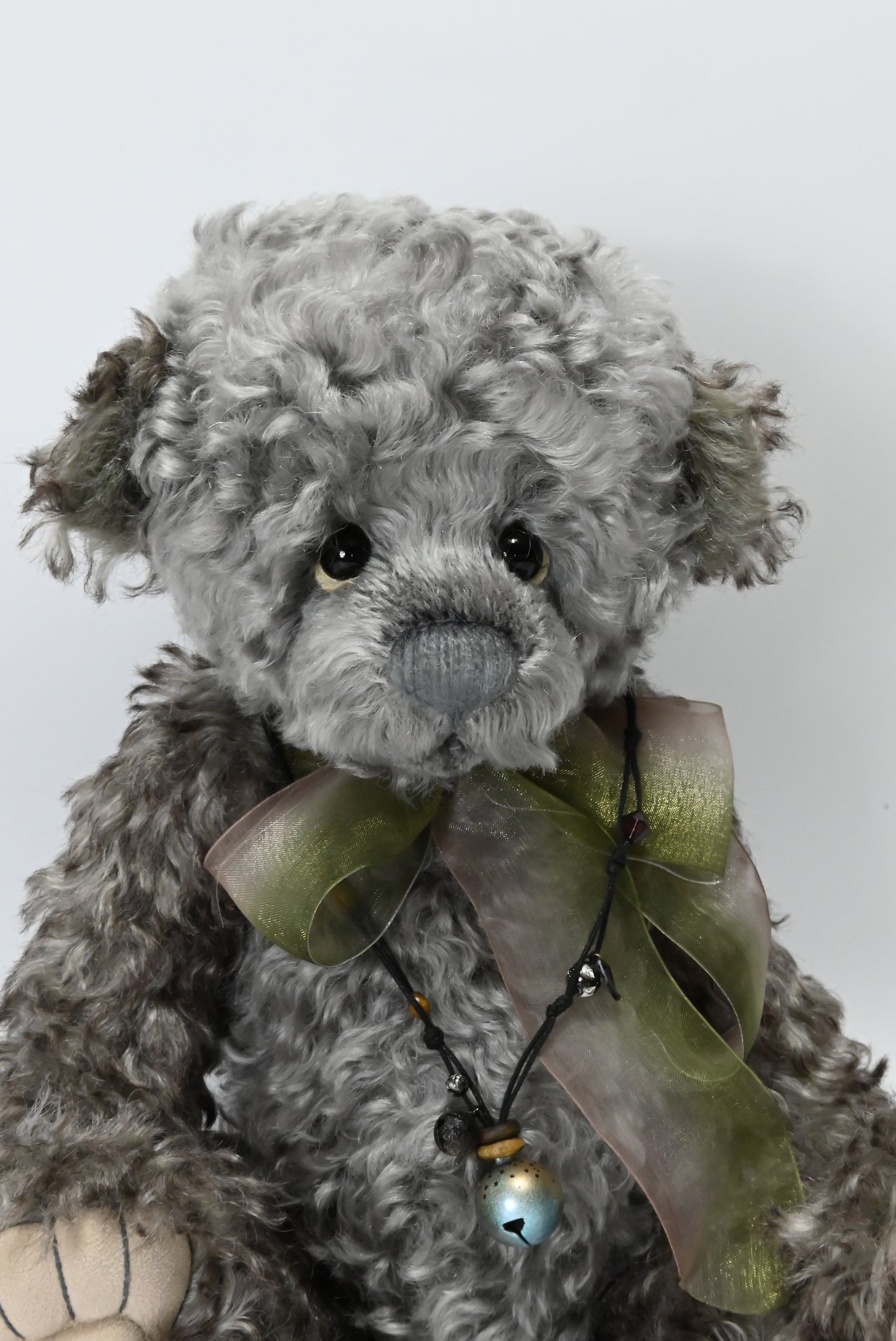 Charlie Bears Earl - Limited Edition of 400 Isabelle Collection
