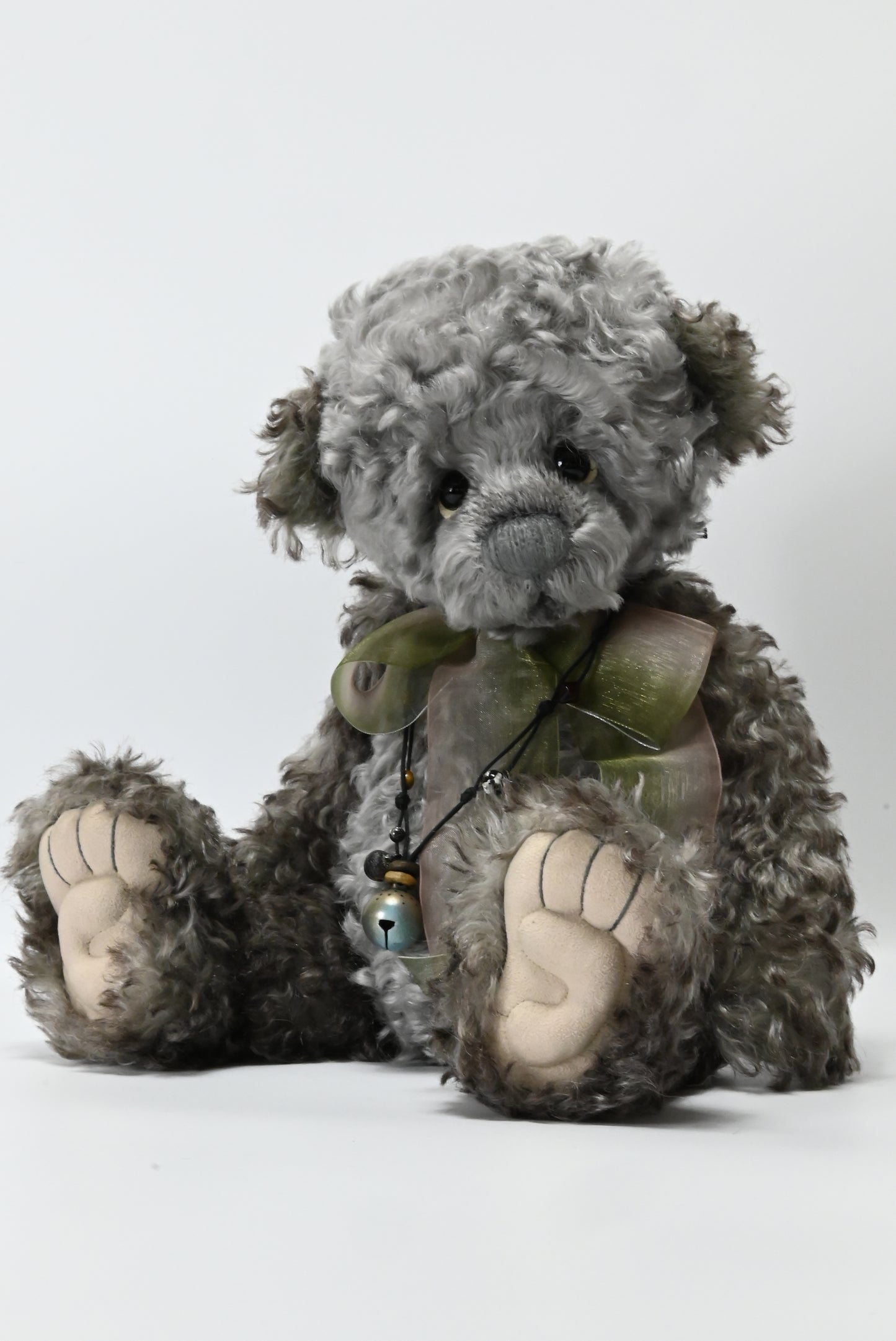 Charlie Bears Earl - Limited Edition of 400 Isabelle Collection