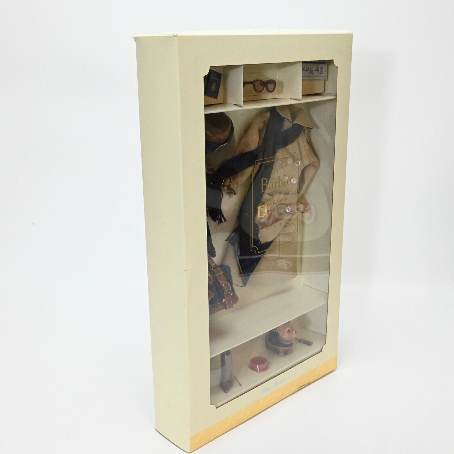 Mattel Barbie True Brit Accessory Pack: Gold Label #J0941