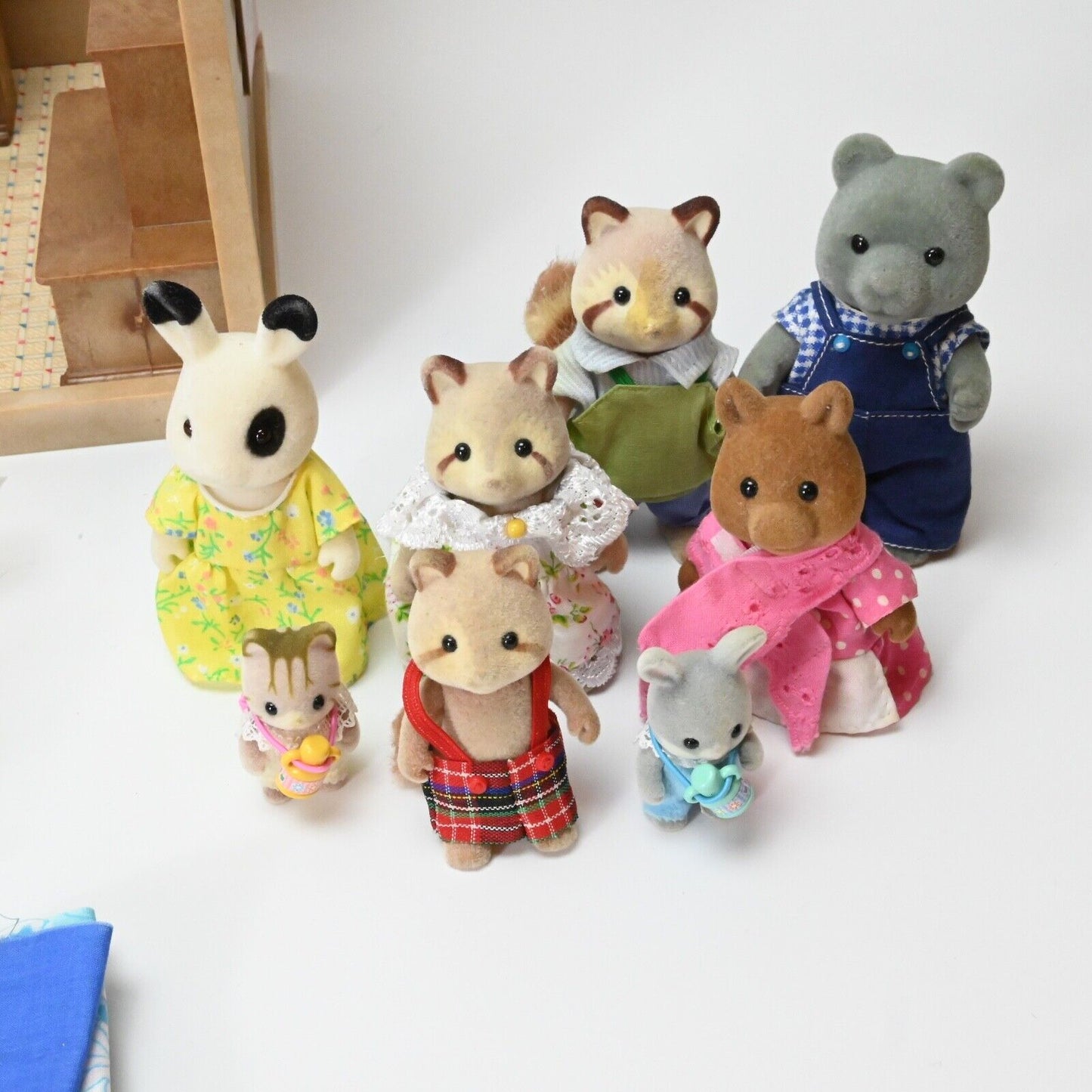 Sylvanian Families Village Store - TOMY in Original Box