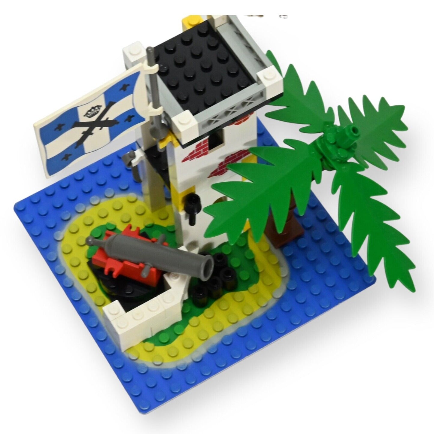 Lego 6265 Lego Pirates Sabre Island - Complete