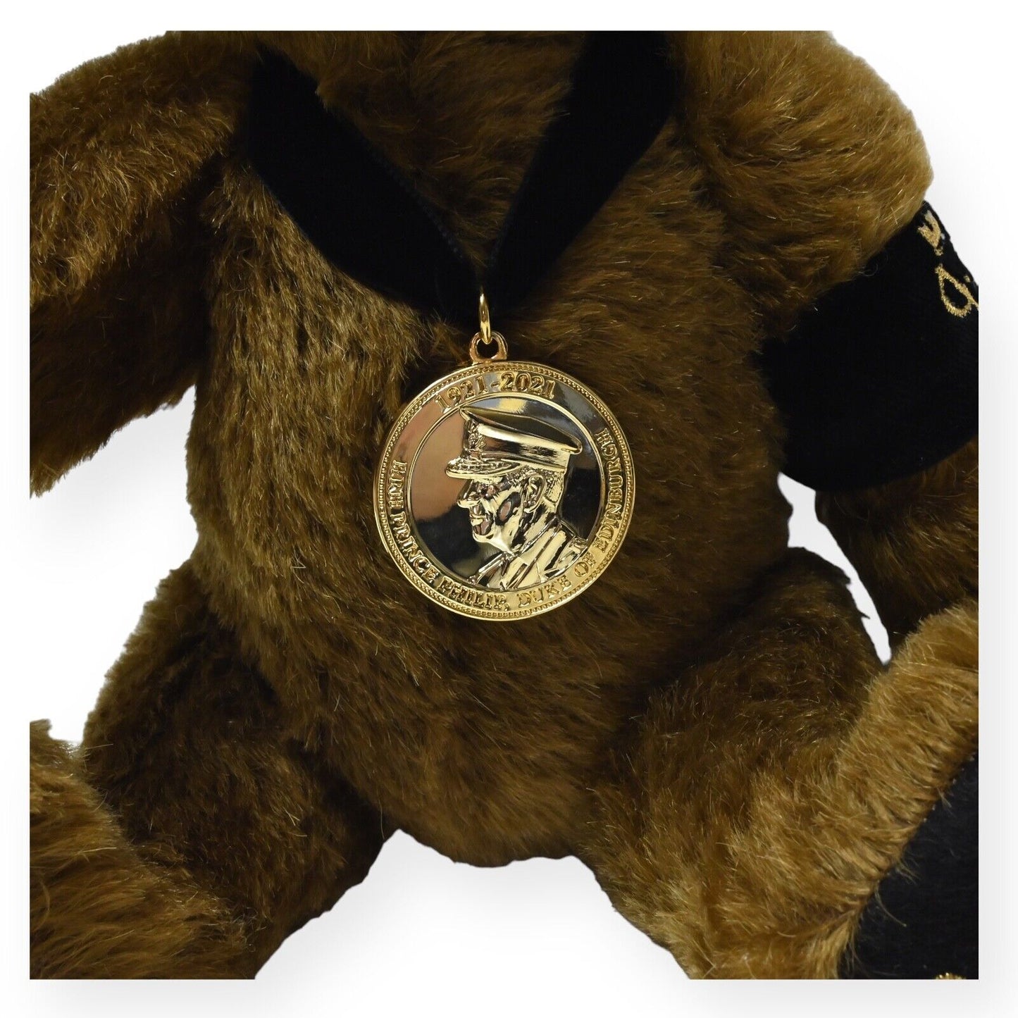 Steiff Prince Philip Memorial Bear - Ltd Ed 663192