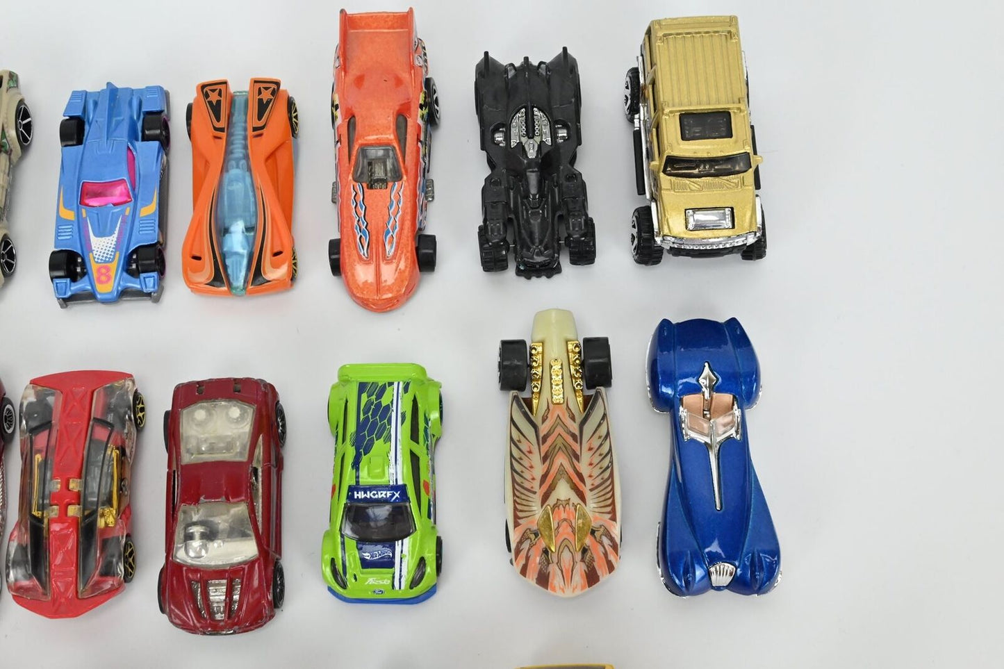 Sammlung von 25 Hot Wheels-Fahrzeugen