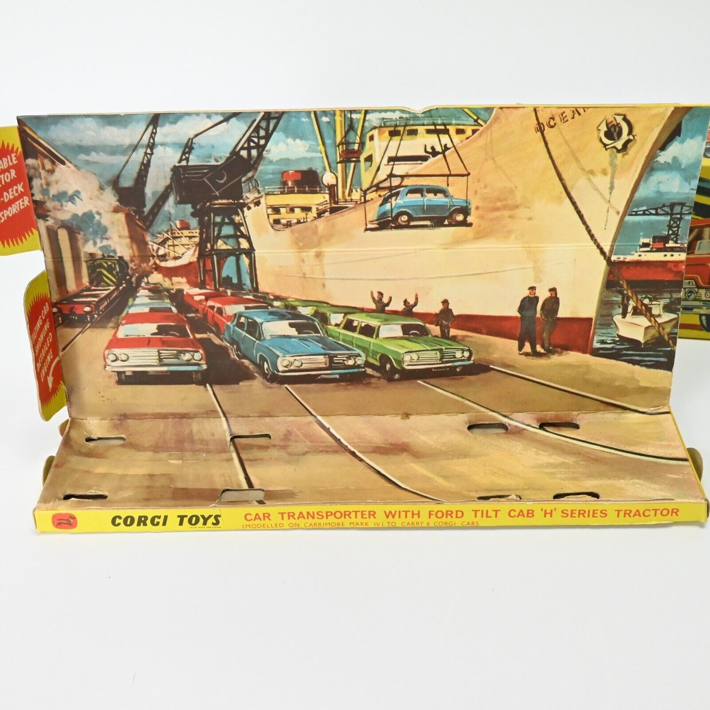 Corgi 1138 Car Transporter With Ford Tilt Cab