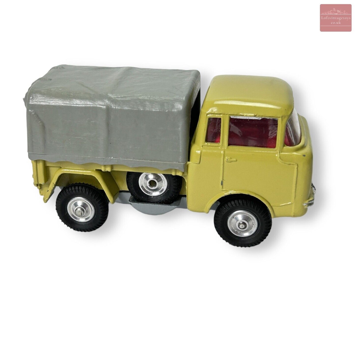Corgi No 470 Forward Control Jeep FC-150 with Detachable Hood