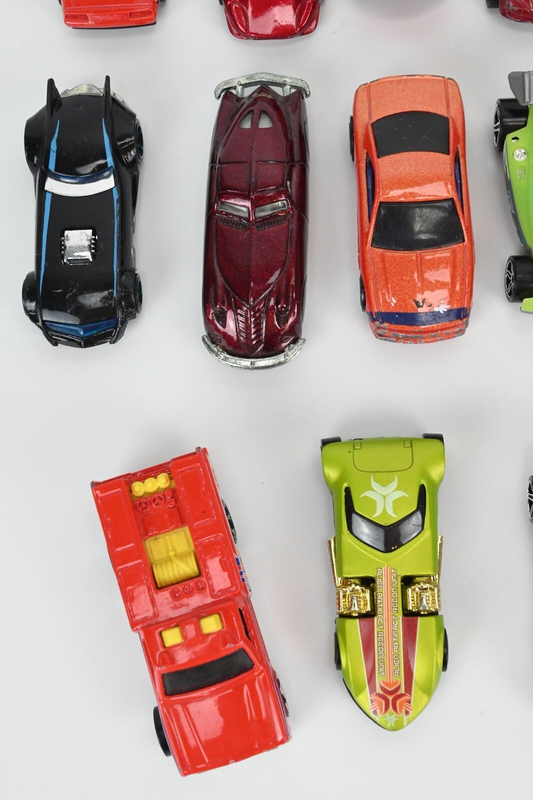 Sammlung von 25 Hot Wheels-Fahrzeugen