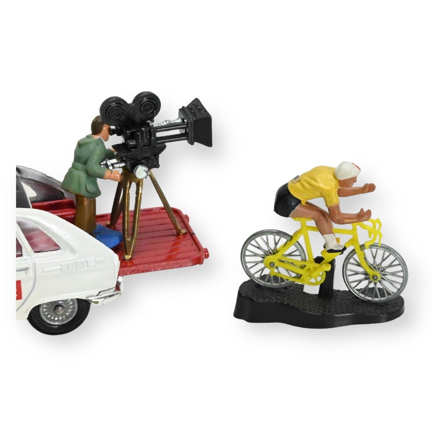Corgi Gift Set 13 "Tour de France" / Renault 16 "Paramount" Camera Car