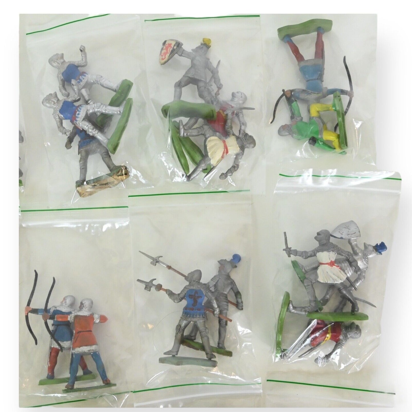 40 Britains Soldiers with Plastic Bases