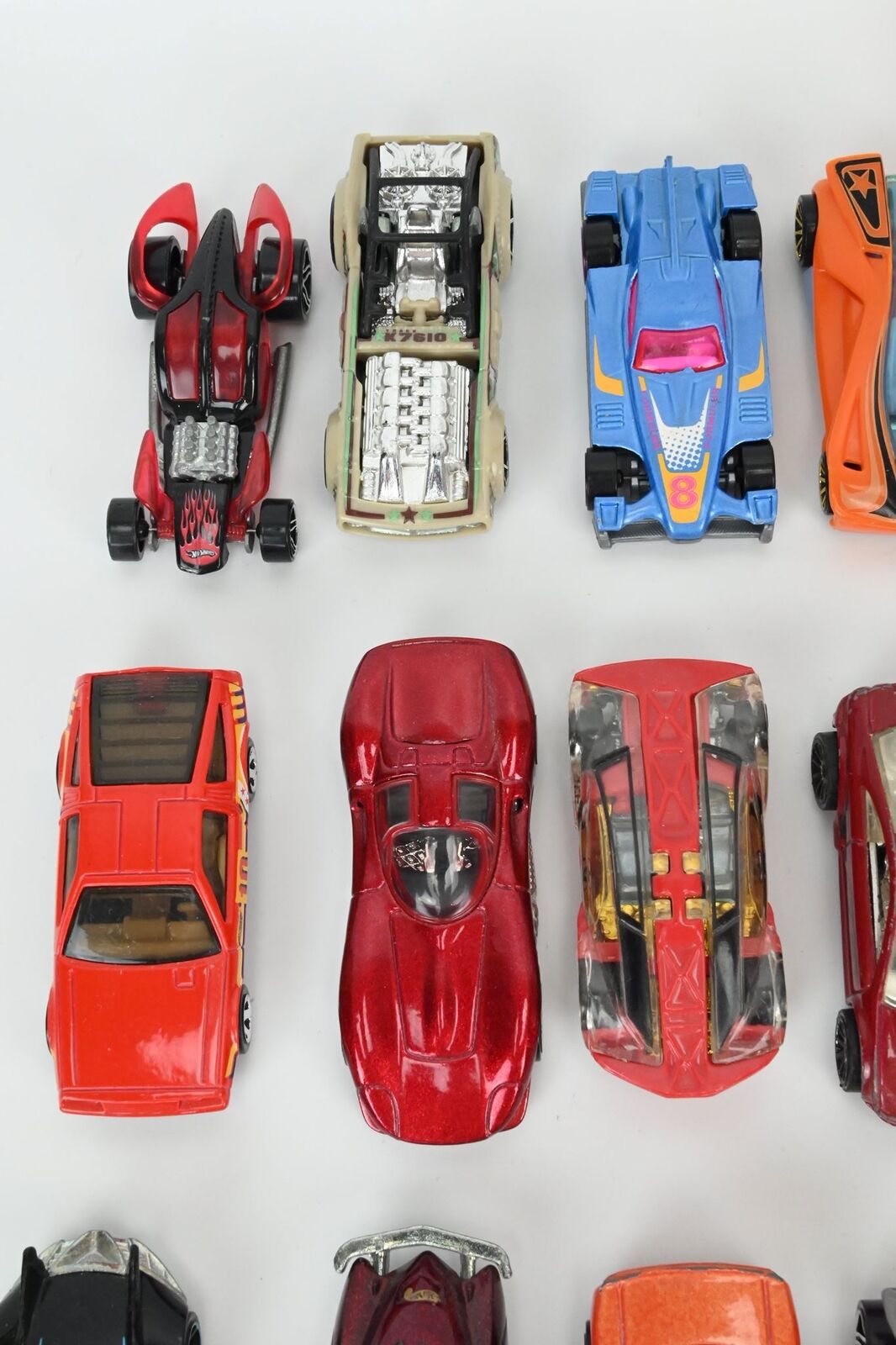 Sammlung von 25 Hot Wheels-Fahrzeugen