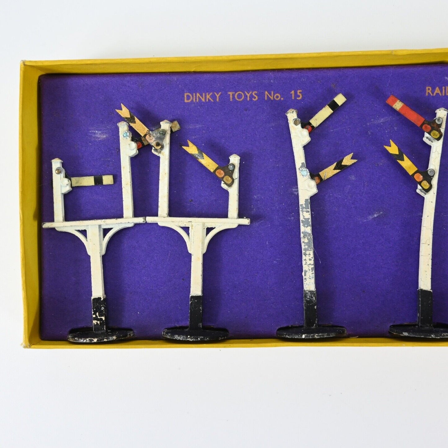 Dinky No.15 Railway Signals Set