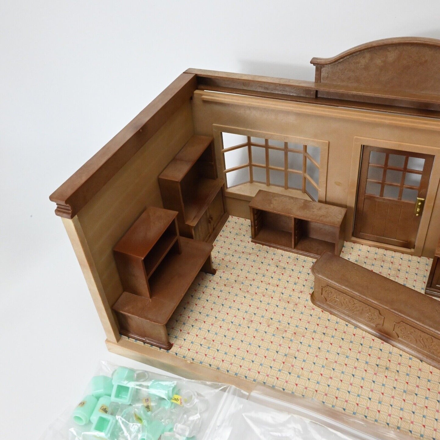 Sylvanian Families Village Store - TOMY in Original Box