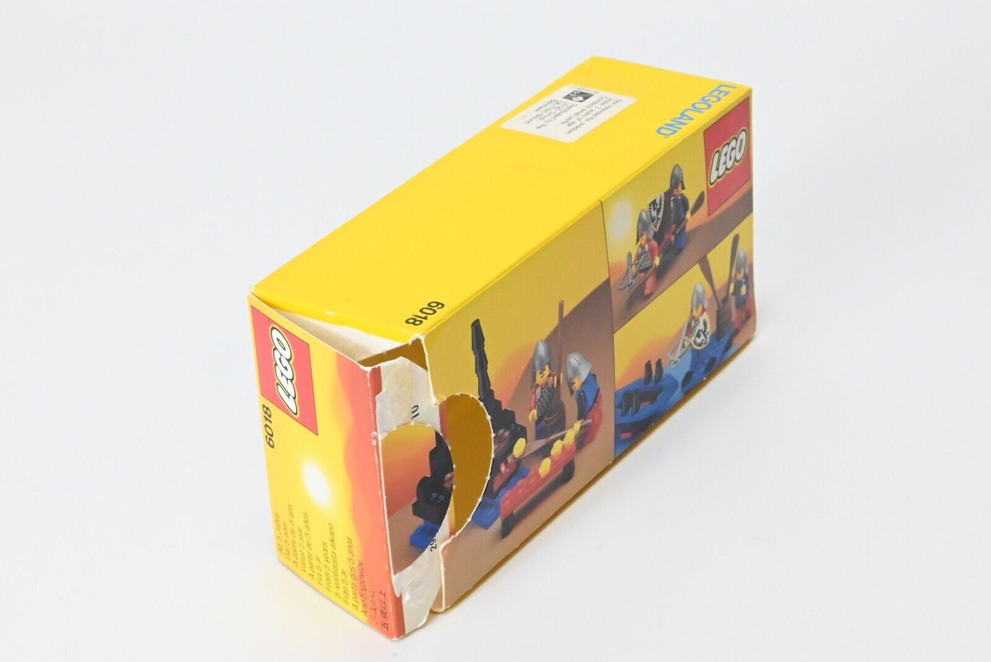 6018 LEGO Black Knights Battle Dragon with Box/Instructions