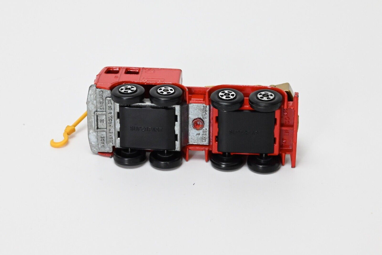 Matchbox Superfast No.30 8-wheel Crane Truck