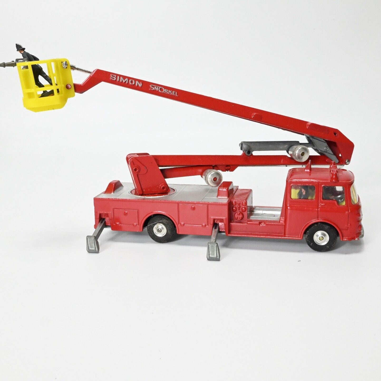 Corgi 1127 Simon Snorkel Fire Engine With Original Box & Instructions