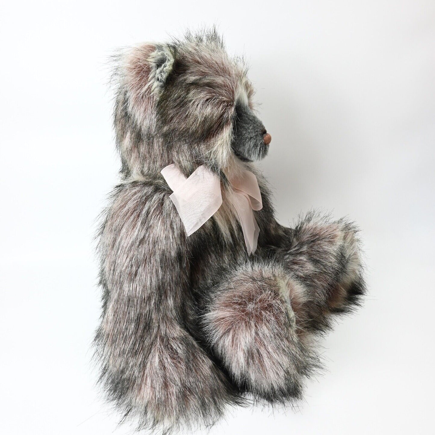 Charlie Bears Christian - Cb202003A Retired