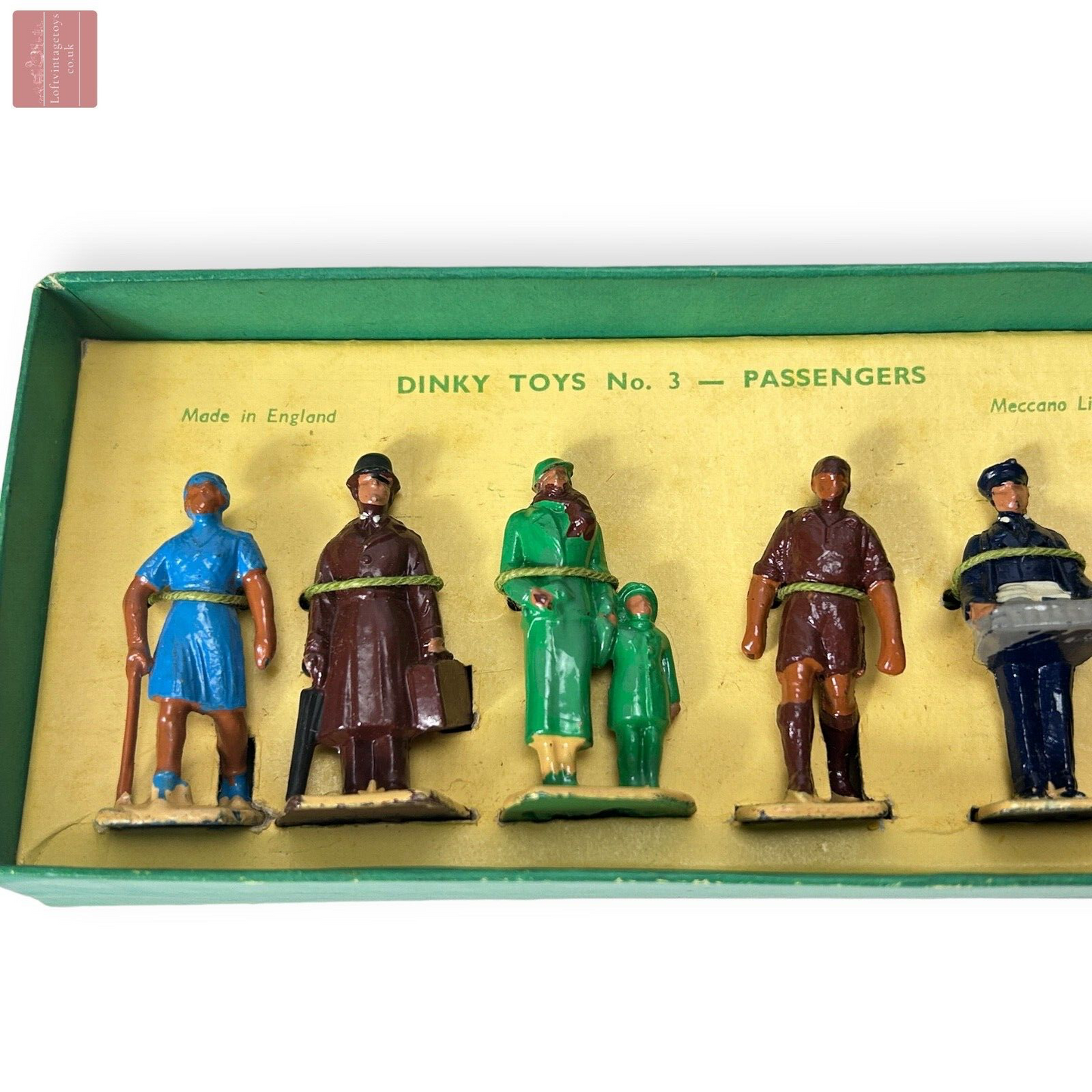 Dinky Toys No. 3 set Passengers (O Gauge) with Original Box