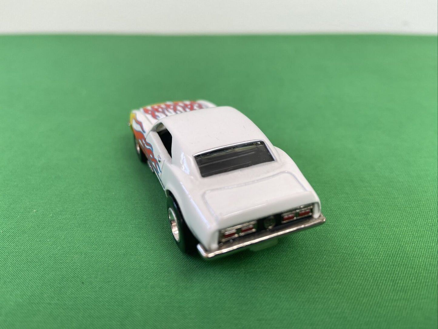 Hotwheels 1967 Heavy Chevy Flames Design - Nr Mint Condition