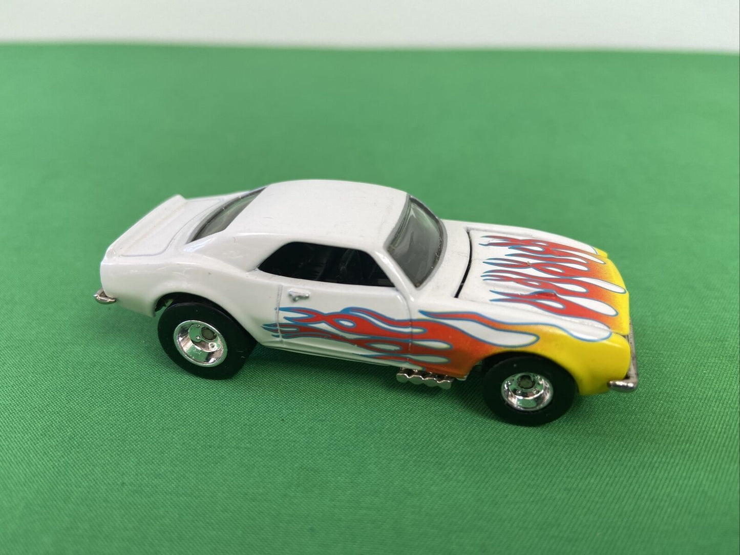 Hotwheels 1967 Heavy Chevy Flames Design - Nr Mint Condition