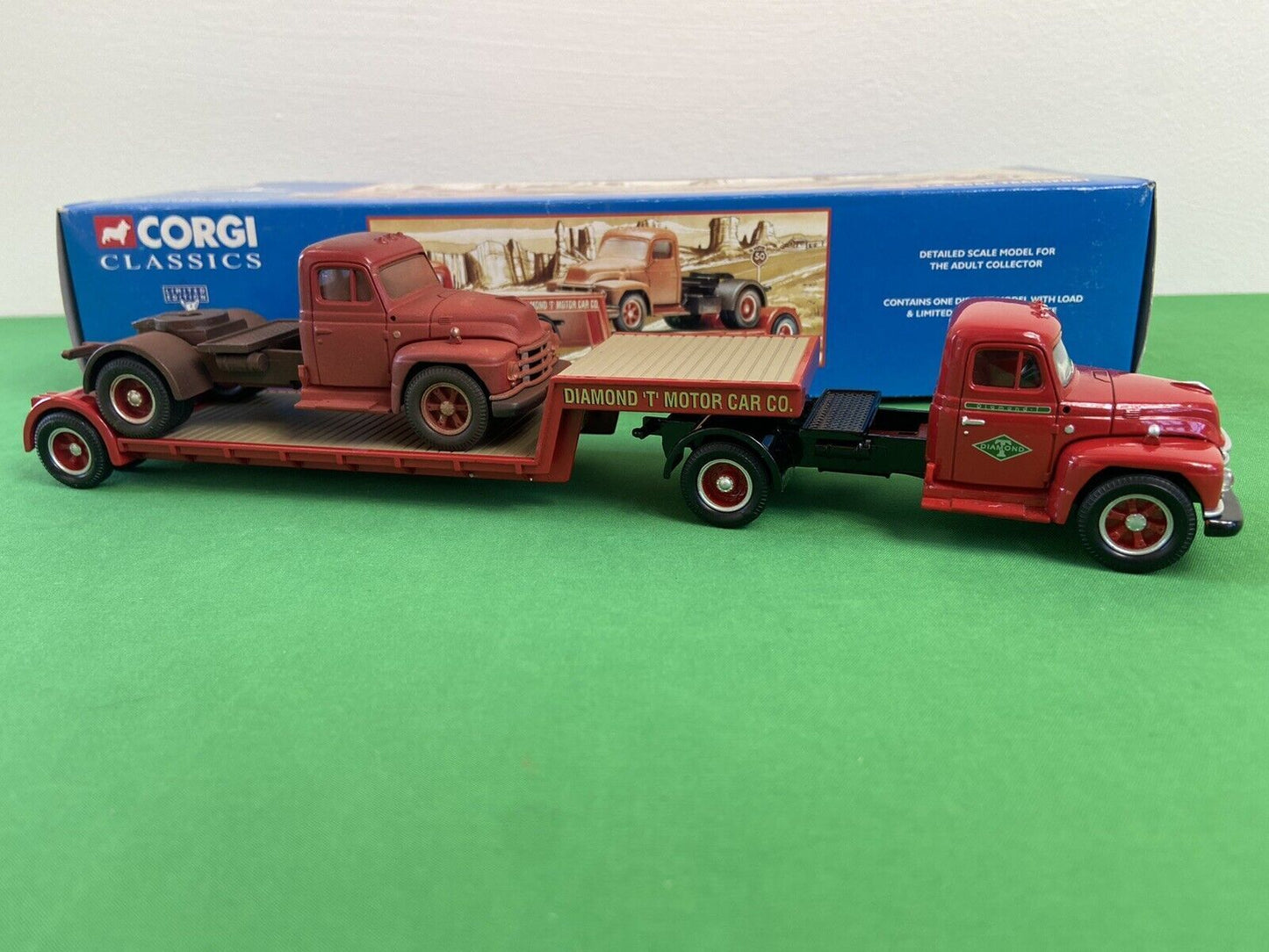 Corgi Classics 55901 Diamonds T Motor Corporation In Box