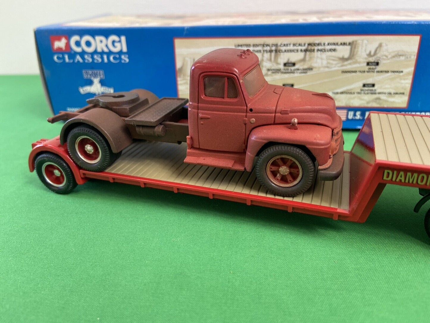 Corgi Classics 55901 Diamonds T Motor Corporation In Box