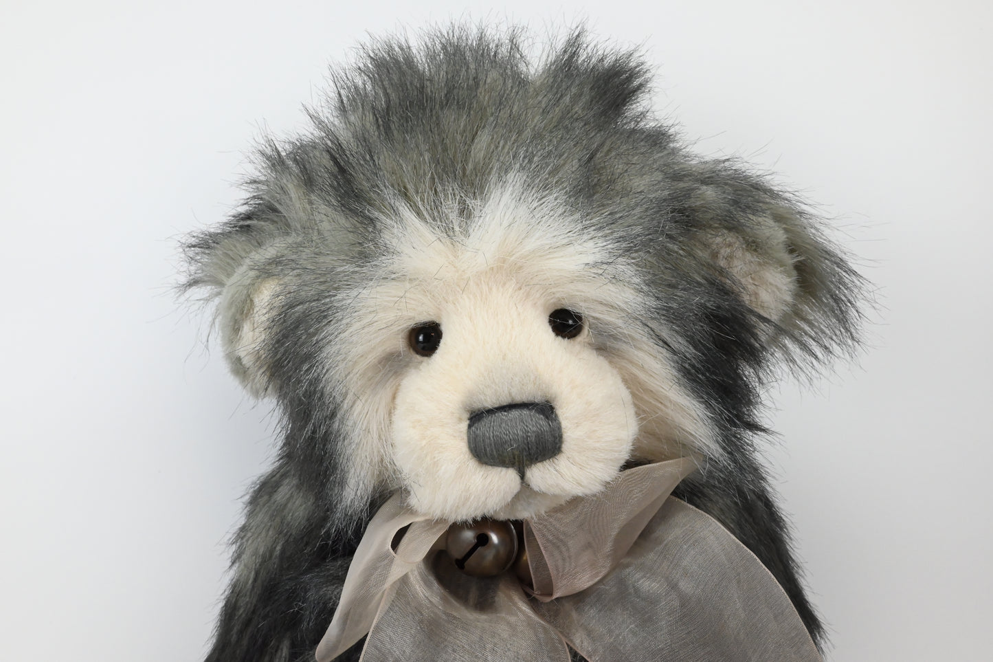 Charlie Bears Dorothy Teddy Bear - CB 604814