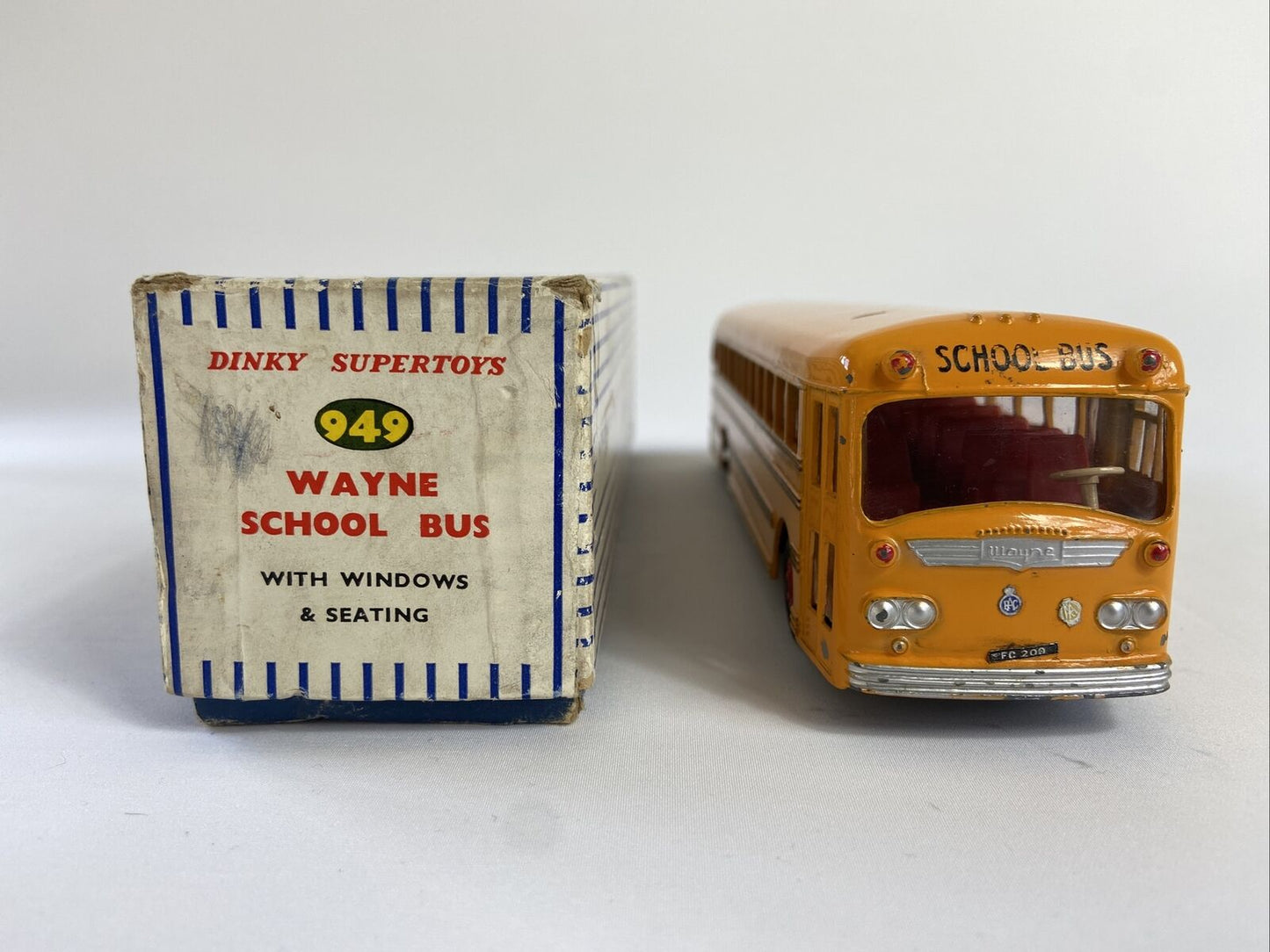 DINKY 949 WAYNE SCHOOL BUS RARE BLACK LINES IN ORIGINAL BOX