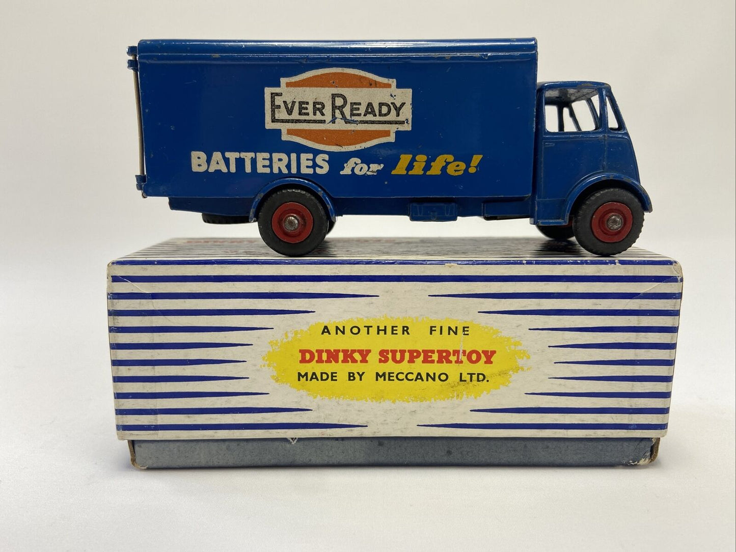 DINKY 918 GUY VAN EVER READY IN ORIGINAL BOX