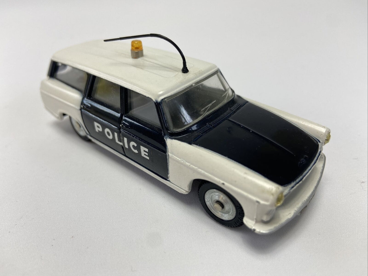 DINKY TOYS 1429 BREAK PEUGEOT 404 POLICE IN EXC CONDITION WITH BOX