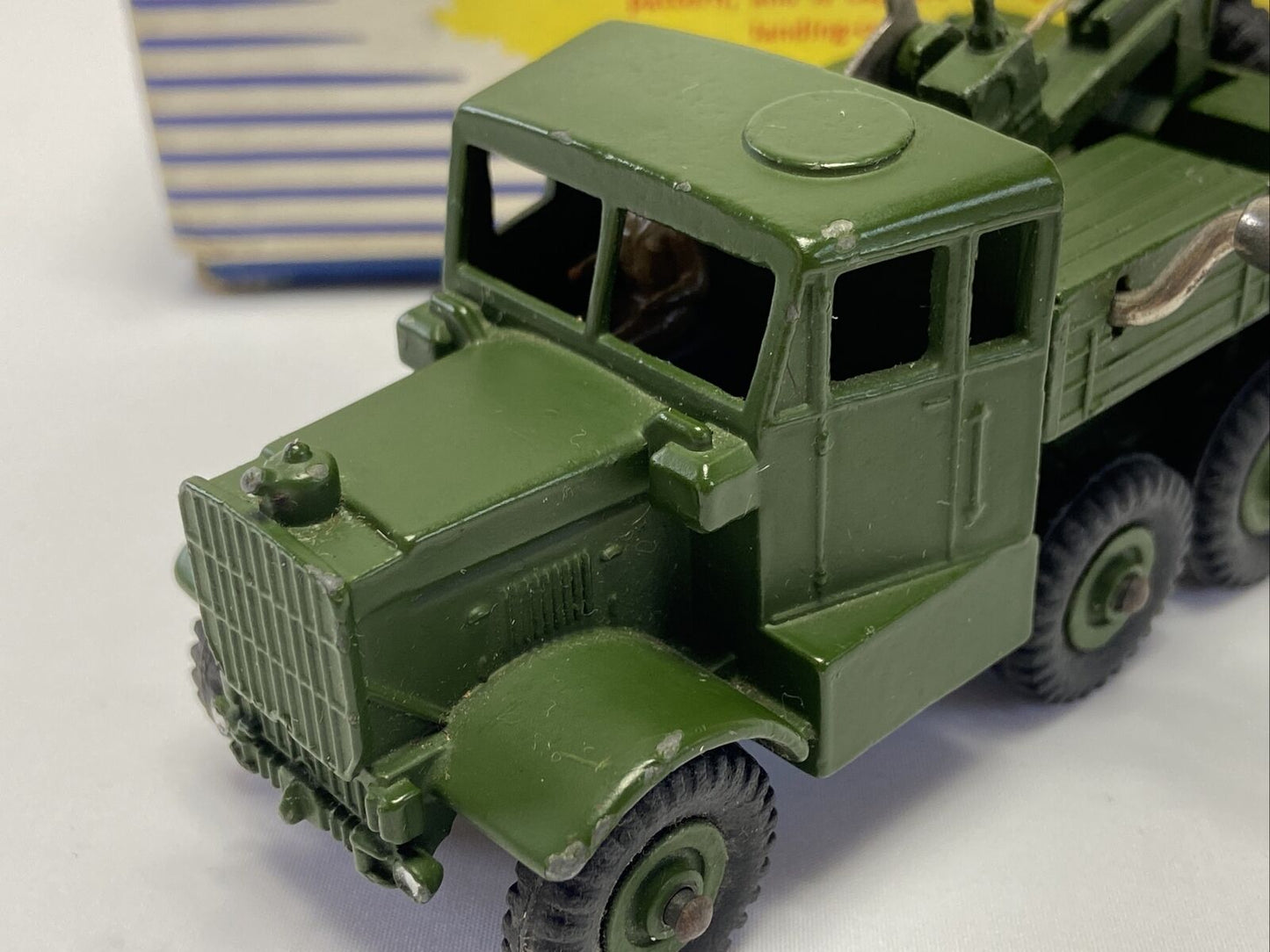 DINKY 661 RECOVERY TRACTOR WITH BOX IN EXCELLENT CONDITION