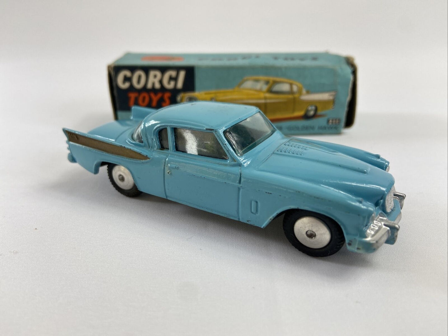 CORGI 211 BLUE STUDEBAKER GOLDEN HAWK IN ORIGINAL BOX