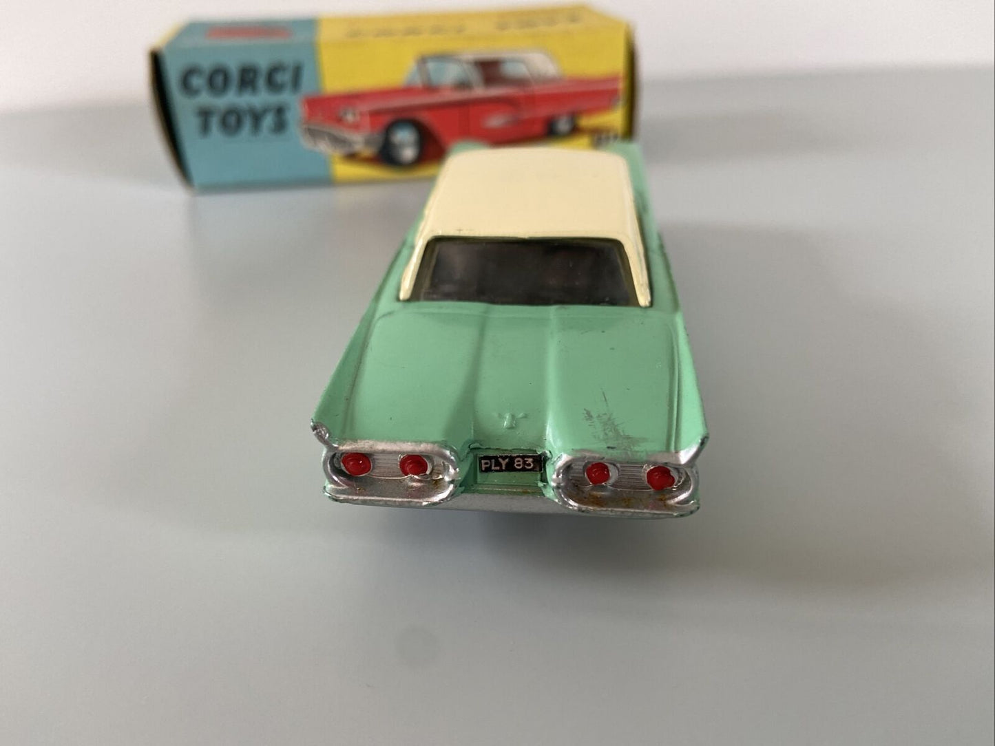 Corgi 214 Ford Thunderbird in Originalverpackung