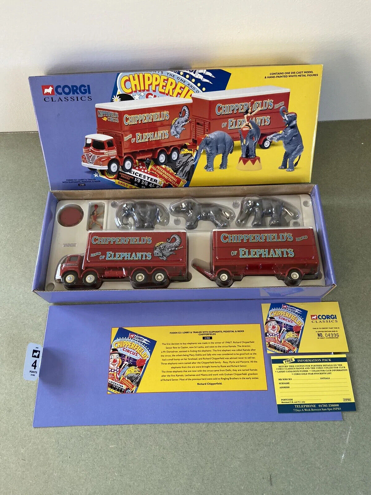 Corgi Chipperfields Circus 31902 Foden S21 Lorry & Trailer in Box