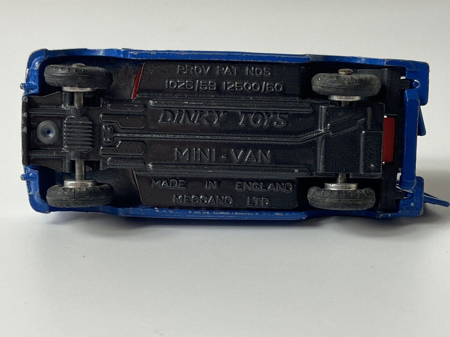 DINKY TOYS 273 RAC SERVICE MINI VAN