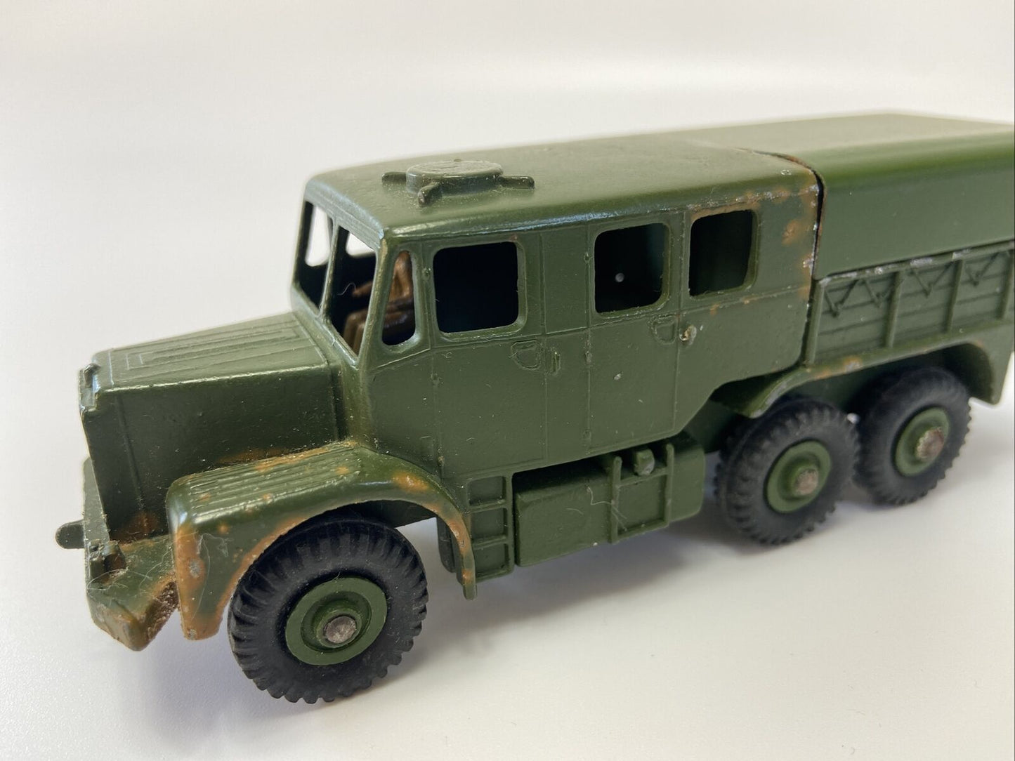 DINKY 689 MEDIUM ARTILLERY TRACTOR WITH BLUE STRIPE BOX