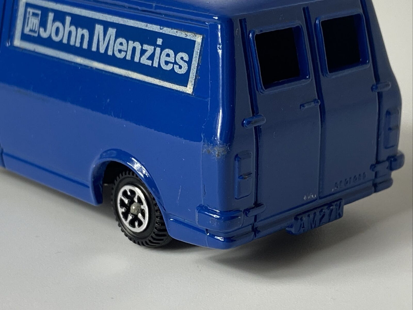 DINKY TOYS 410 BEDFORD VAN JOHN MENZIES WITH BUBBLE PACK